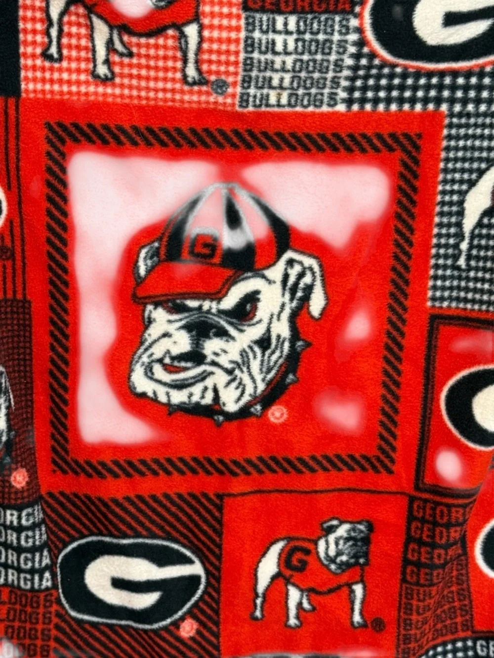 University of Georgia UGA DAWGS Bulldogs Red Team Logo Snuggie Wearable Blanket